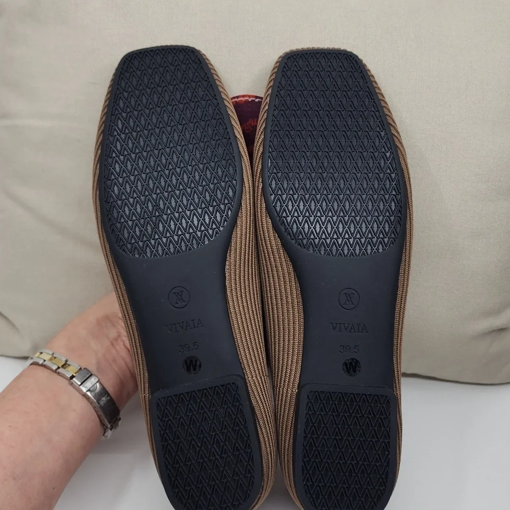 Vivaia Square Toe V- Cut Flats (Margo 2.0), 8.5 W, Espresso, New Without Box - Picture 2 of 7